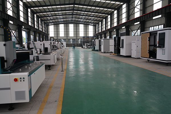 Fiber Laser Cutting Machine